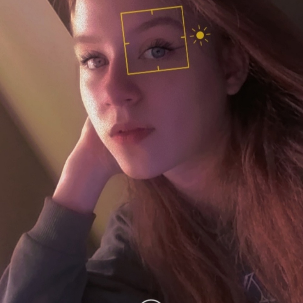 Meet your Posher, Holly